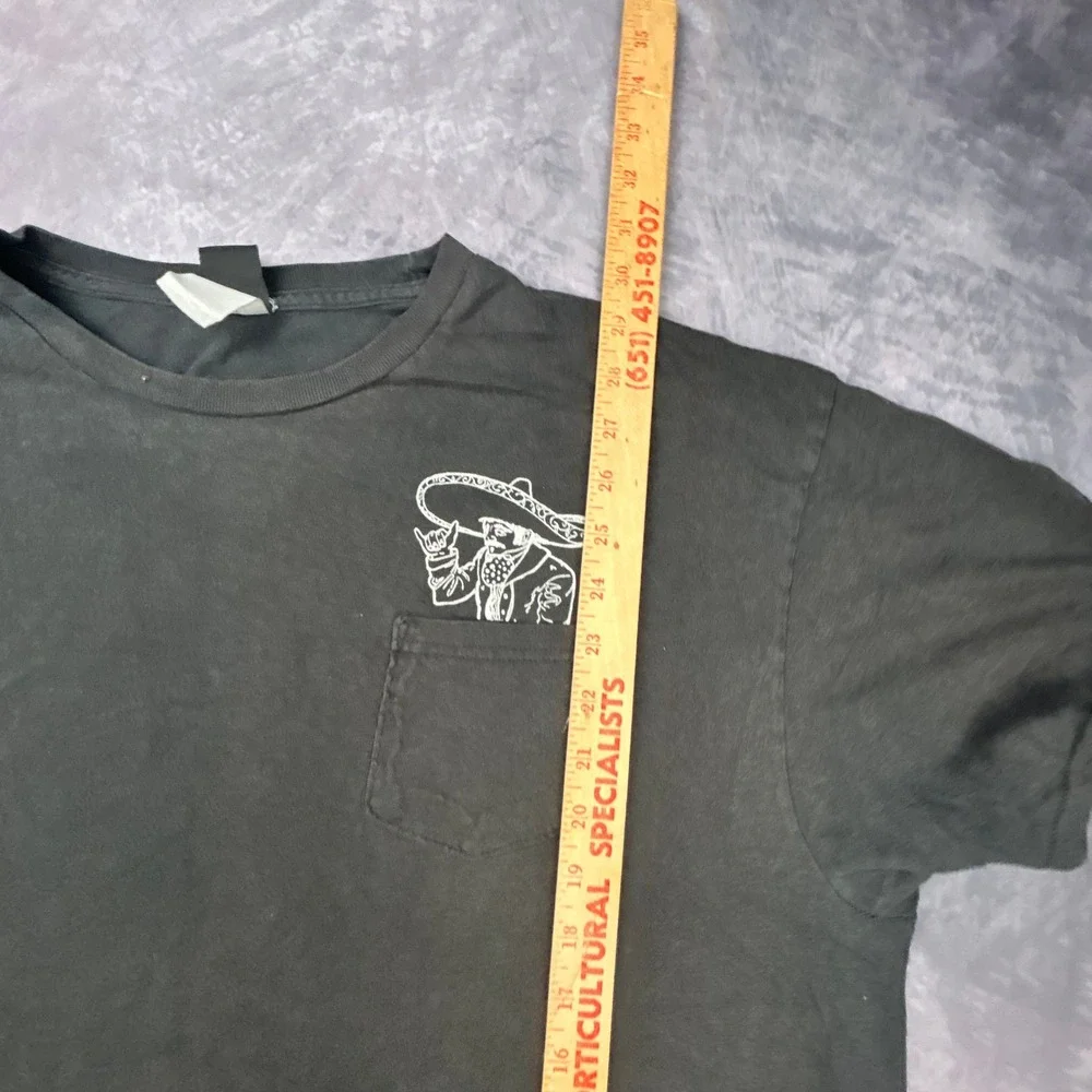 Vintage Quiksilver Pocket TShirt Faded Black Skater Sombrero Graphic Y2K Boxy XL